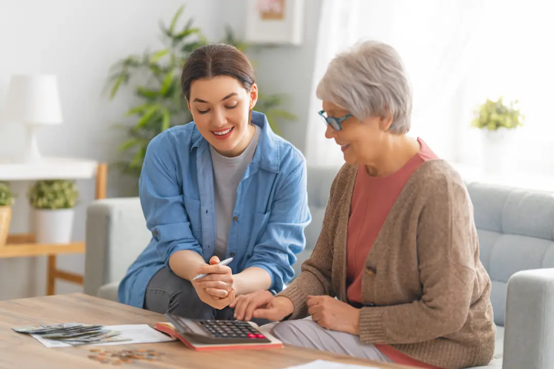 Care coordinator helping Dallas family plan personalized in-home care schedule